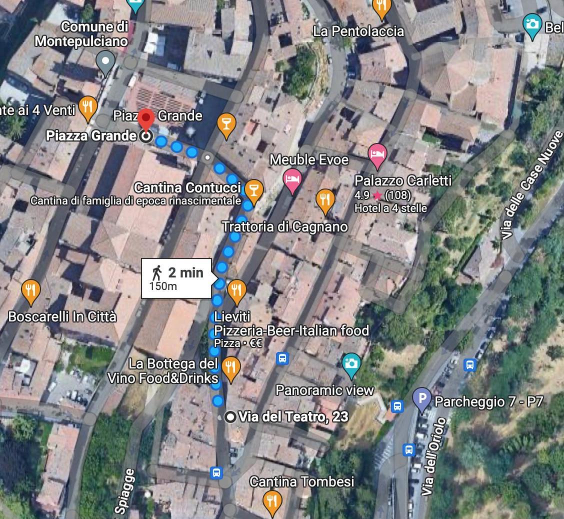 A Due Passi Da Piazza Grande Apartment มอนติปุลเชียโน ภายนอก รูปภาพ